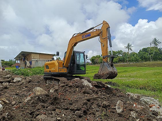 Alat Berat Excavator 1